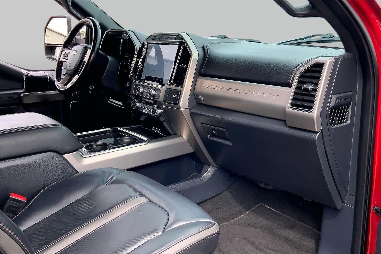 Used 2022 Rapid Red Metallic Tinted Clearcoat Ford F-250 Pickup Platinum image 19