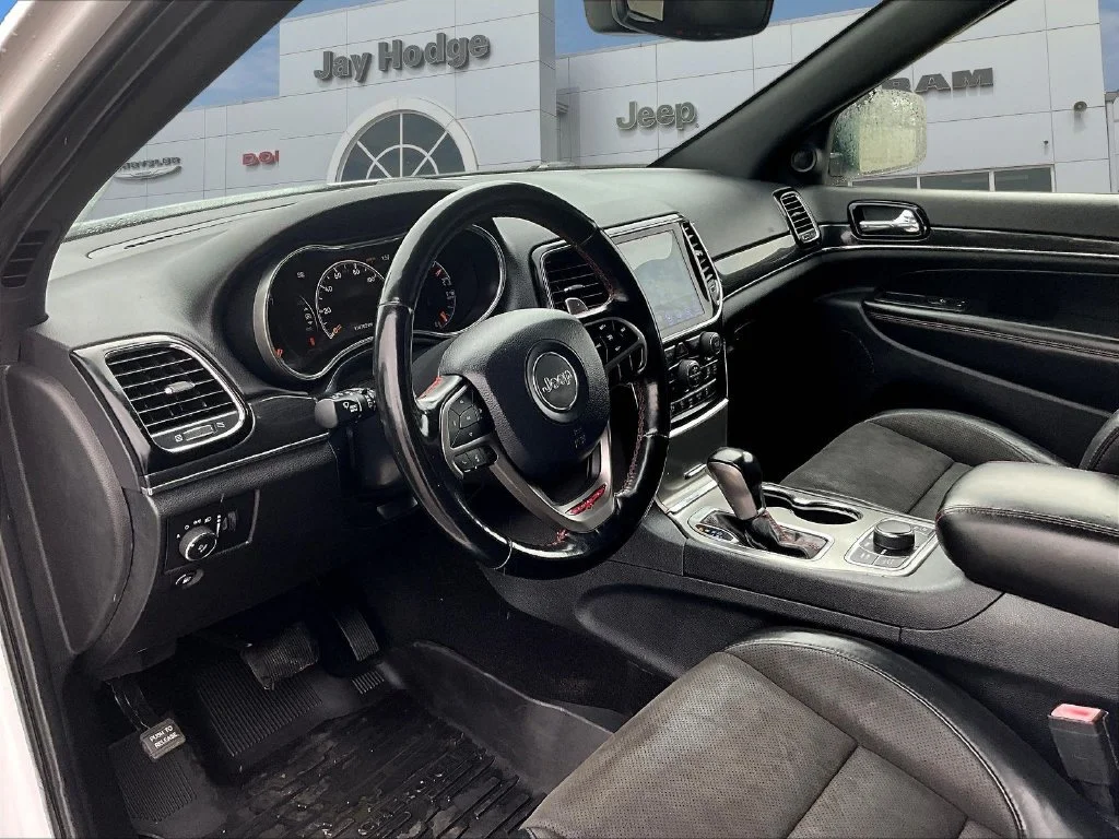 Used 2020 White Jeep Trailhawk image 21