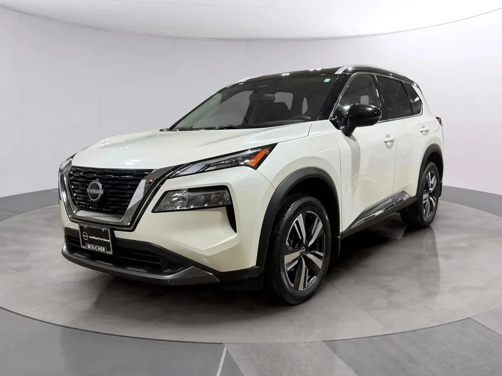 Certified Used 2023 Pearl White Tricoat/Super Black Nissan SL image 7