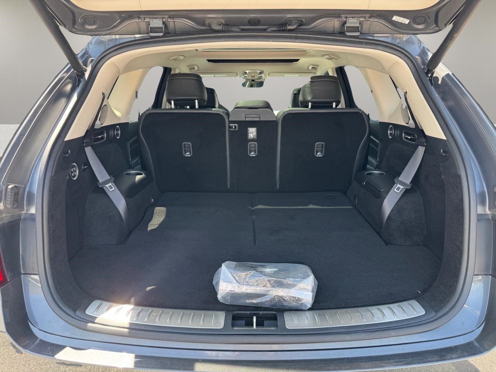 Used 2021 Himalayan Gray Genesis Advanced + image 13