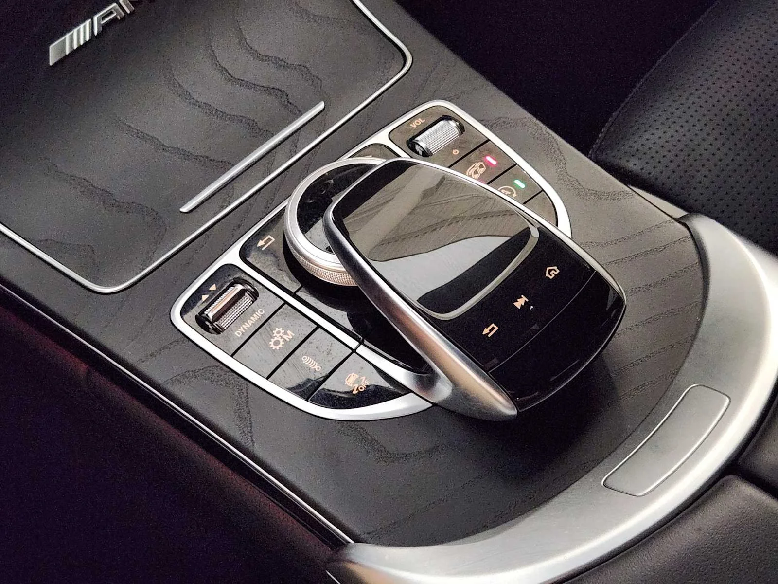 Used 2023 MANUFAKTUR Diamond White Metallic Mercedes-Benz AMG® C 63 S image 31