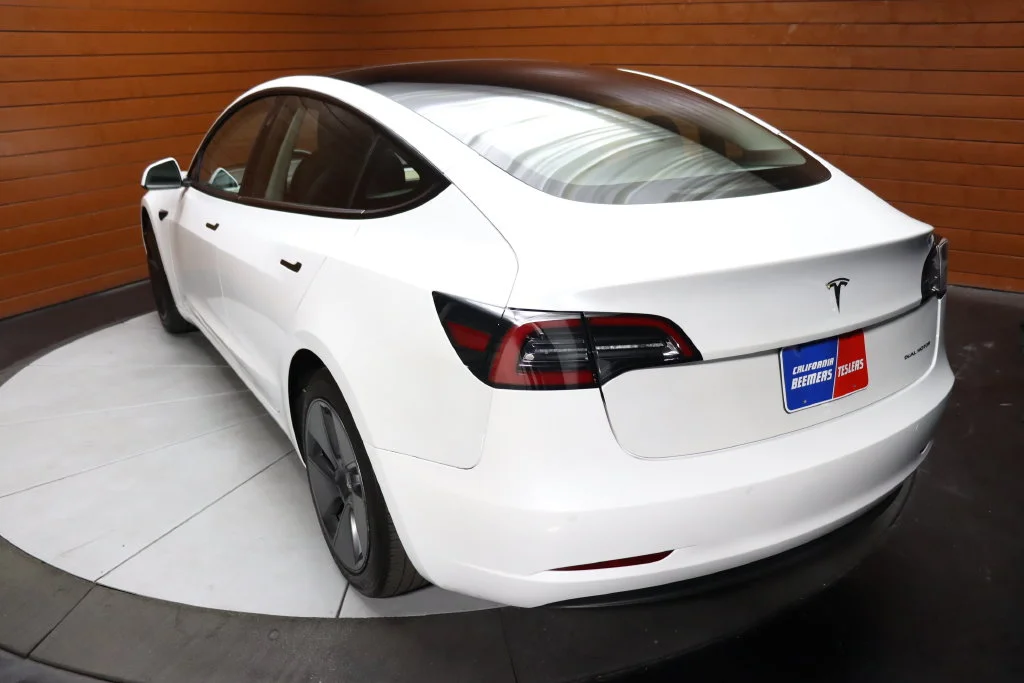 Used 2022 Pearl White Multi-Coat Tesla Long Range image 11