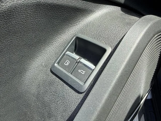 Used 2024 Glacier White Audi S line Premium Plus image 17