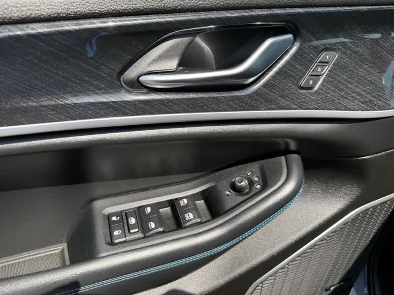 Used 2023 Baltic Gray Metallic Clearcoat Jeep Trailhawk image 25