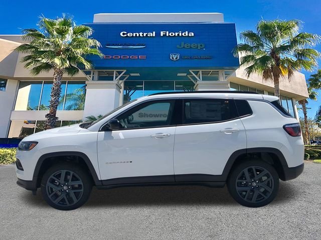 New 2026 Bright White Clear-Coat Exterior Paint Jeep  image 8