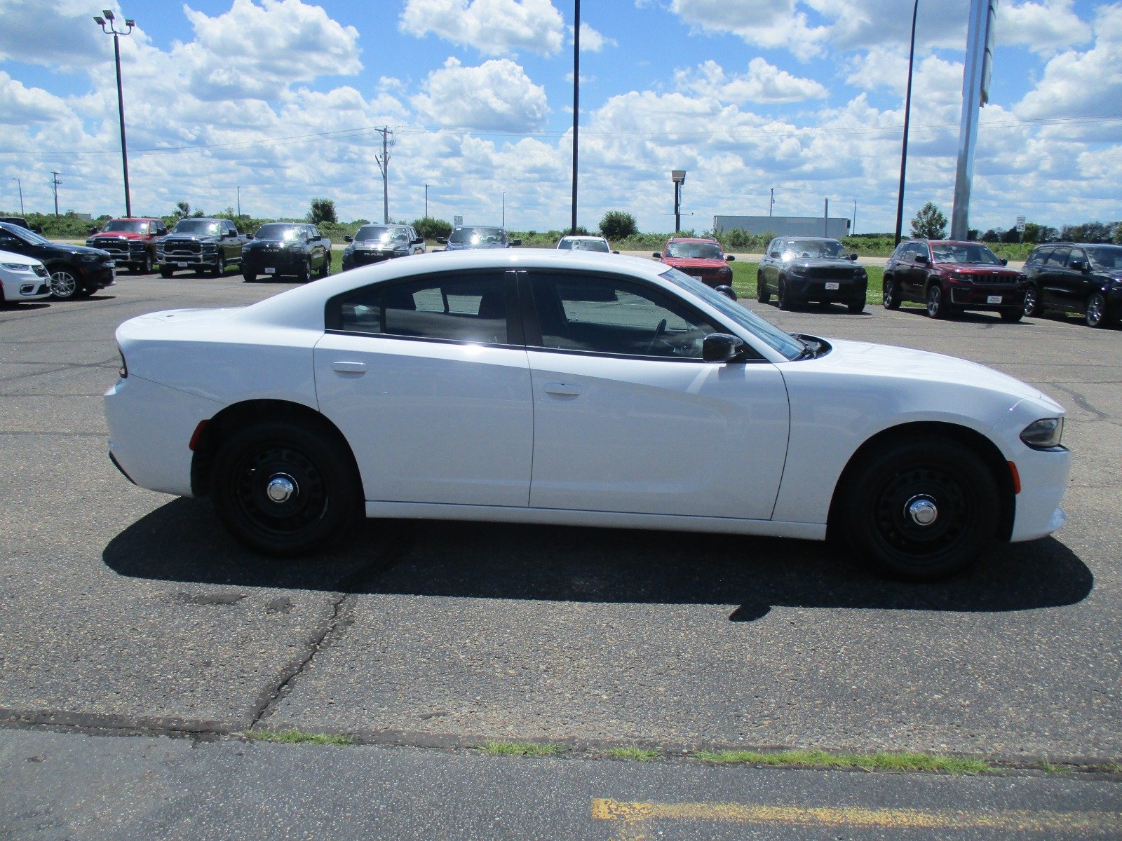 Used 2023 WHITE Dodge Police image 8