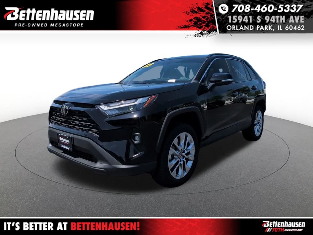 Used 2025 Black Toyota XLE Premium image 1