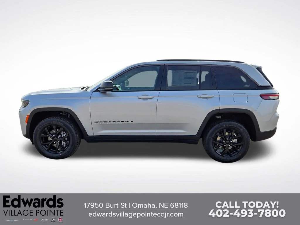 New 2026 Silver Jeep Altitude image 6