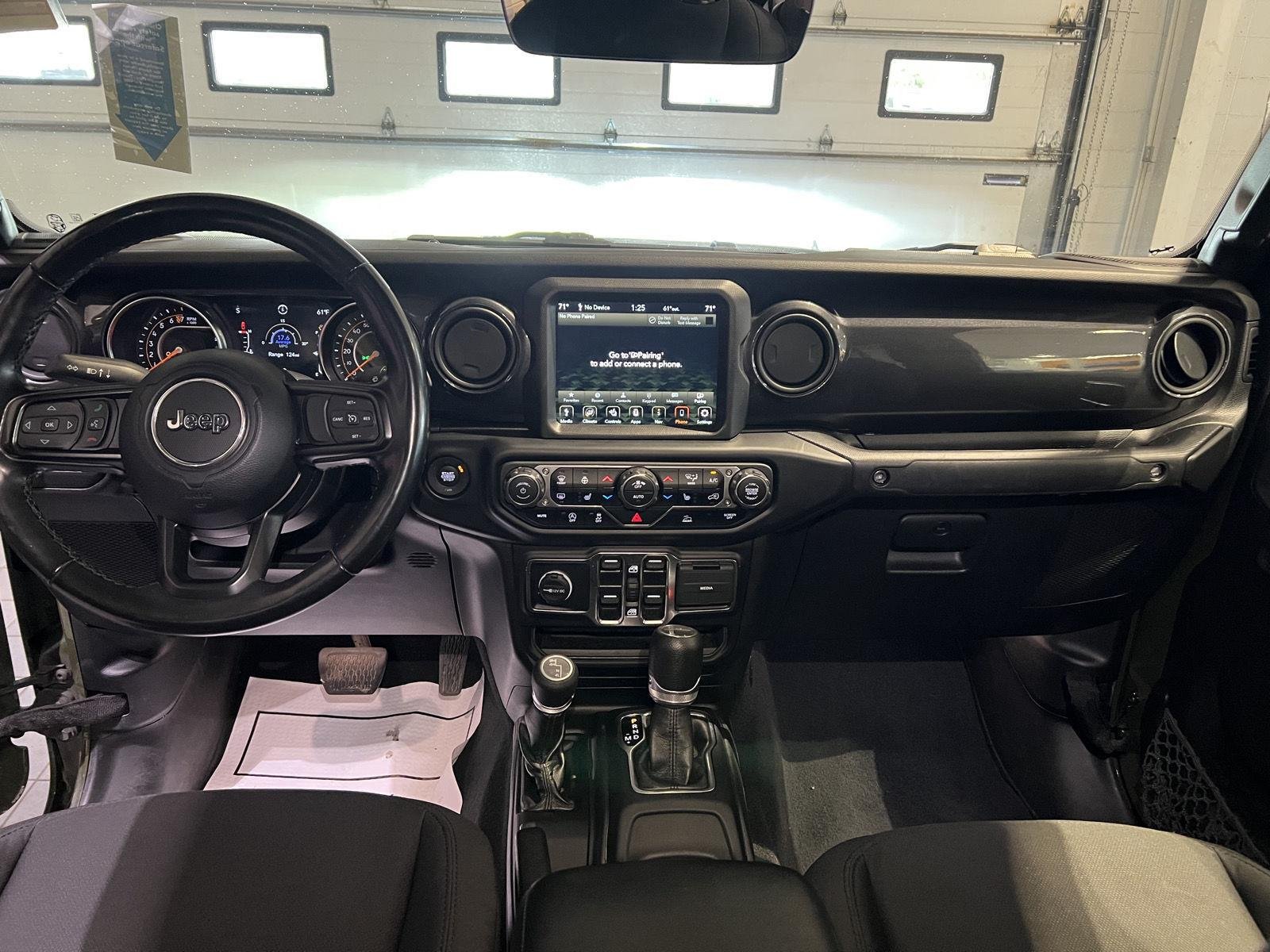 Used 2022 Sarge Green Clearcoat Jeep Altitude image 13