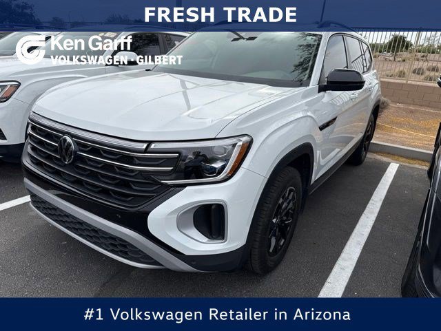 2024 Volkswagen Atlas 2.0T Atlas Peak Edt SE w/Tech 4MOTION's photo