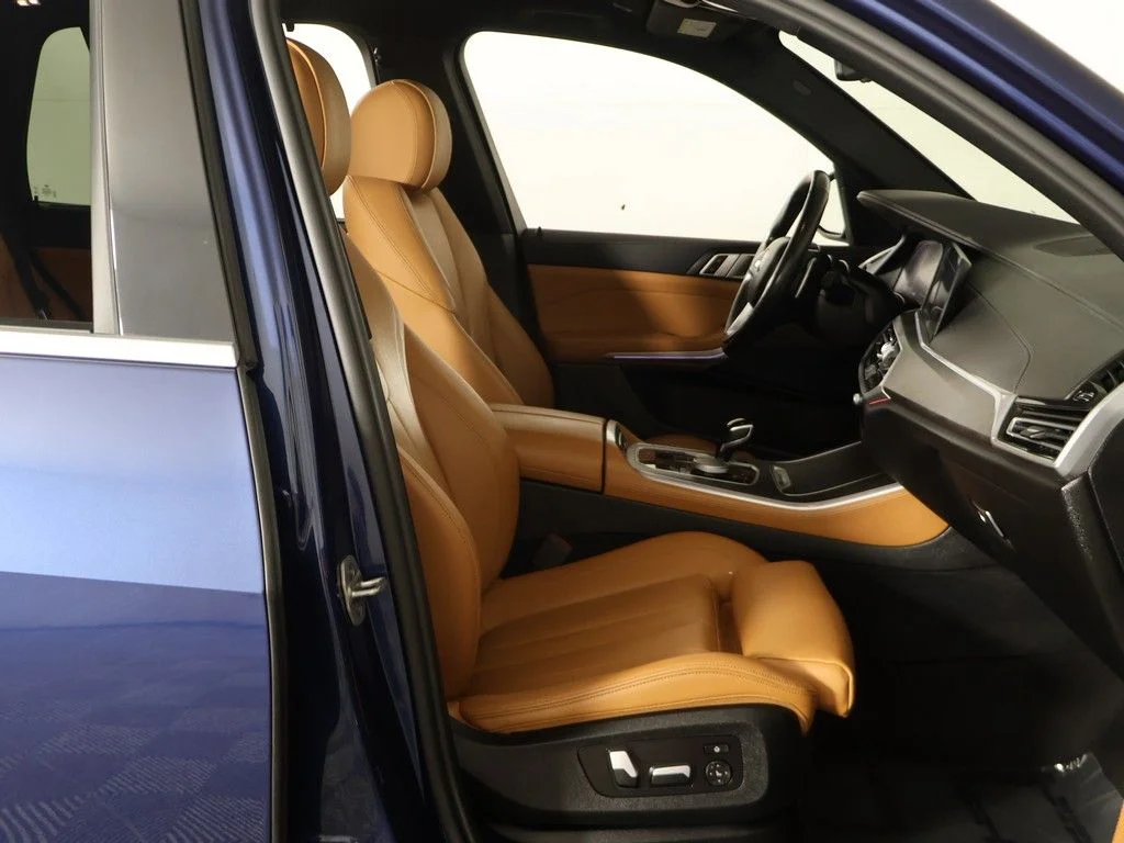 Used 2022 Blue BMW xDrive40i image 29