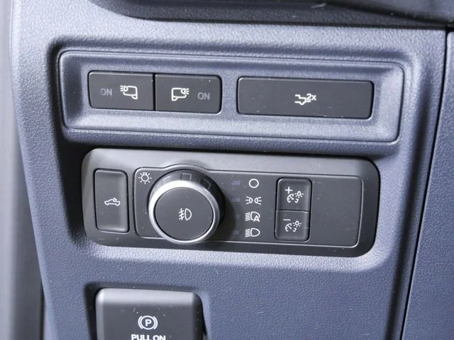 Certified Used 2022 White Ford XLT image 25