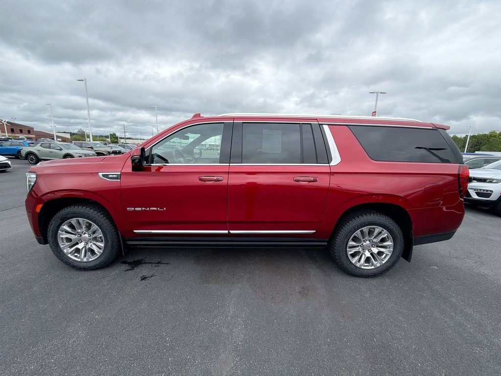 Used 2023 Red GMC Denali image 5