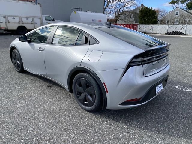 New 2026 Cutting Edge Toyota SE image 3