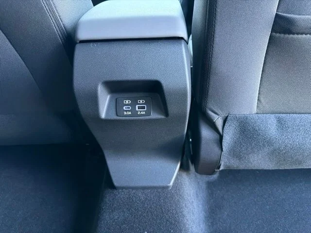 New 2026 ICE SILVER METALLIC Subaru Premium image 4