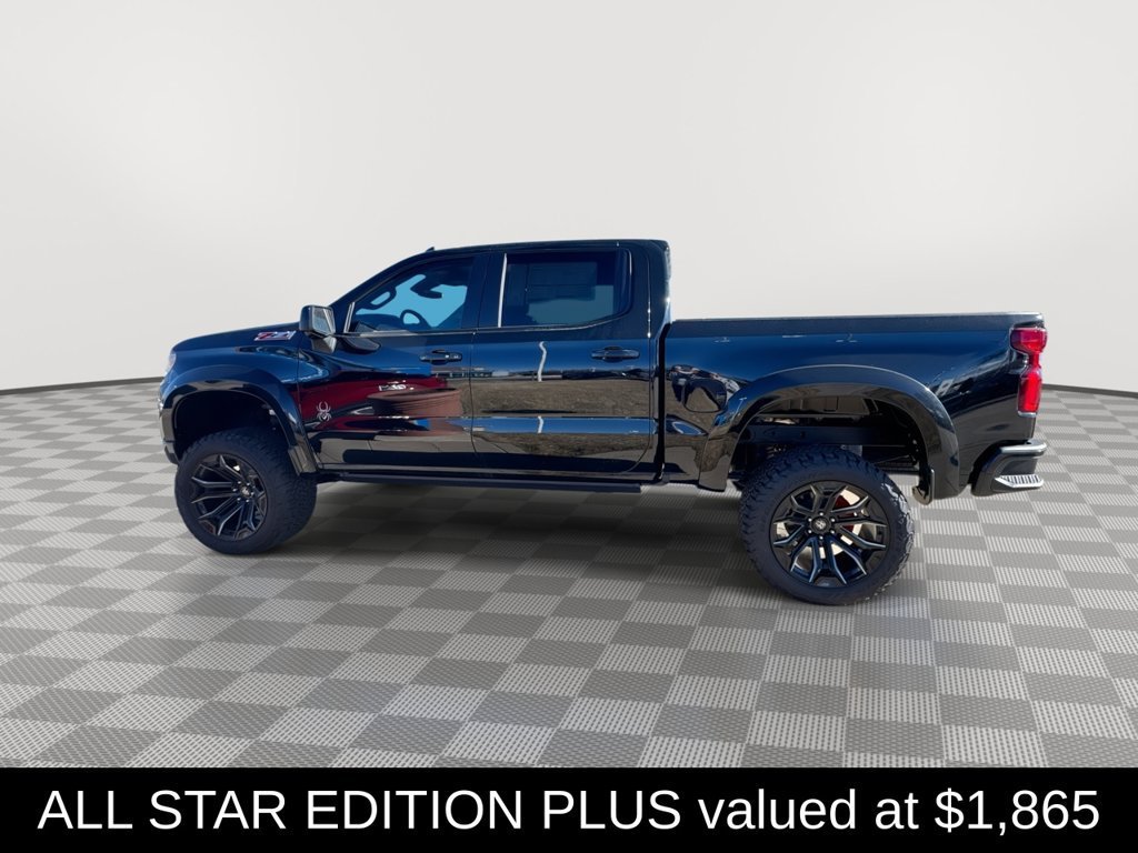 Used 2025 Black Chevrolet RST image 8