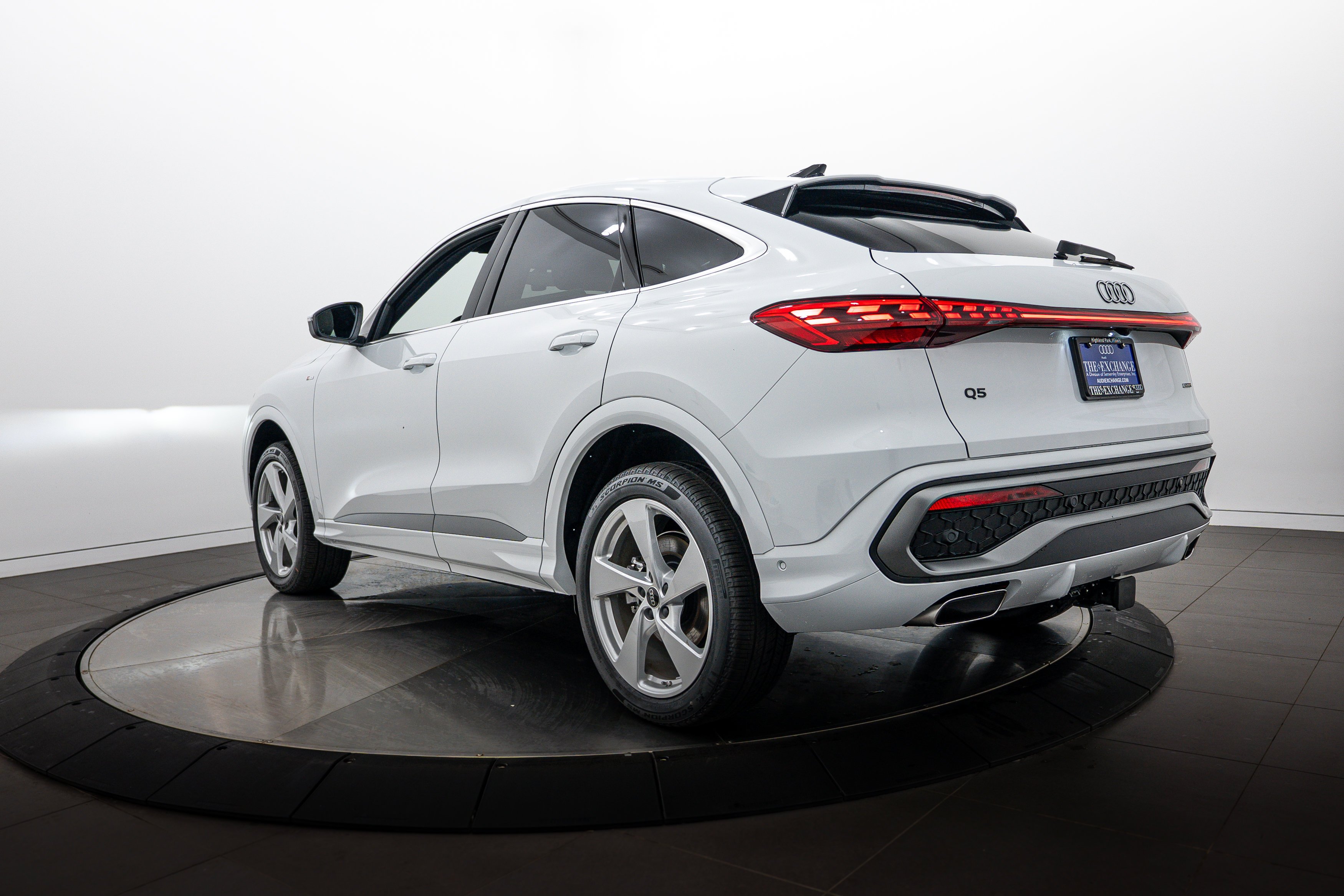 New 2026 Glacier White Audi Premium Plus image 5