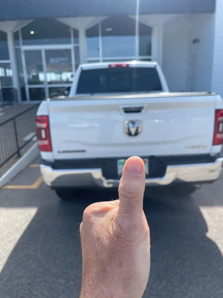 Used 2022 White Ram Laramie image 11