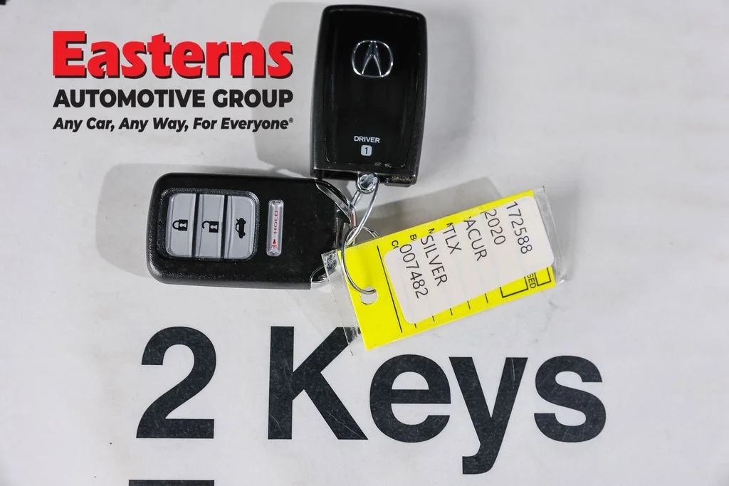 Used 2020 Silver Acura 2.4L image 25