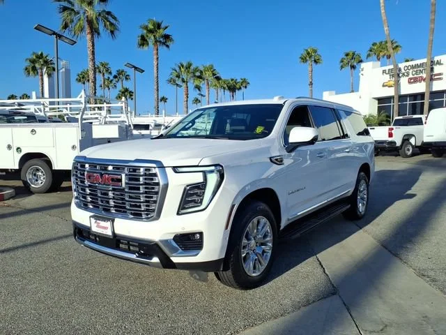 Used 2025 Summit White GMC Denali image 11