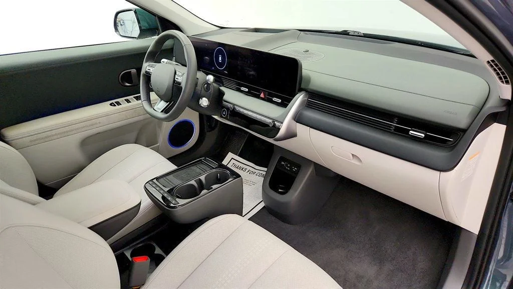 Used 2025 Digital Teal Hyundai Limited AWD image 23
