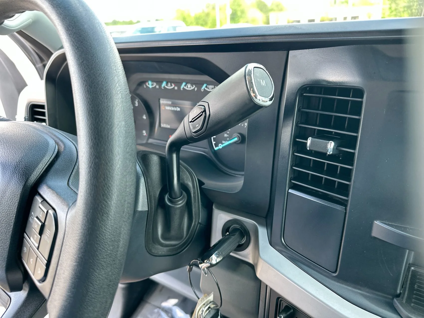 Used 2024 Oxford White Ford XLT image 19