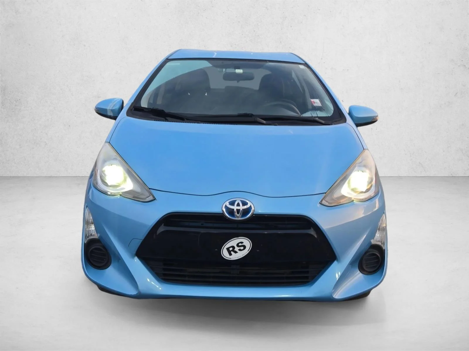 Used 2015 Toyota Prius c Two with VIN JTDKDTB38F1109413 for sale in Clearwater, FL