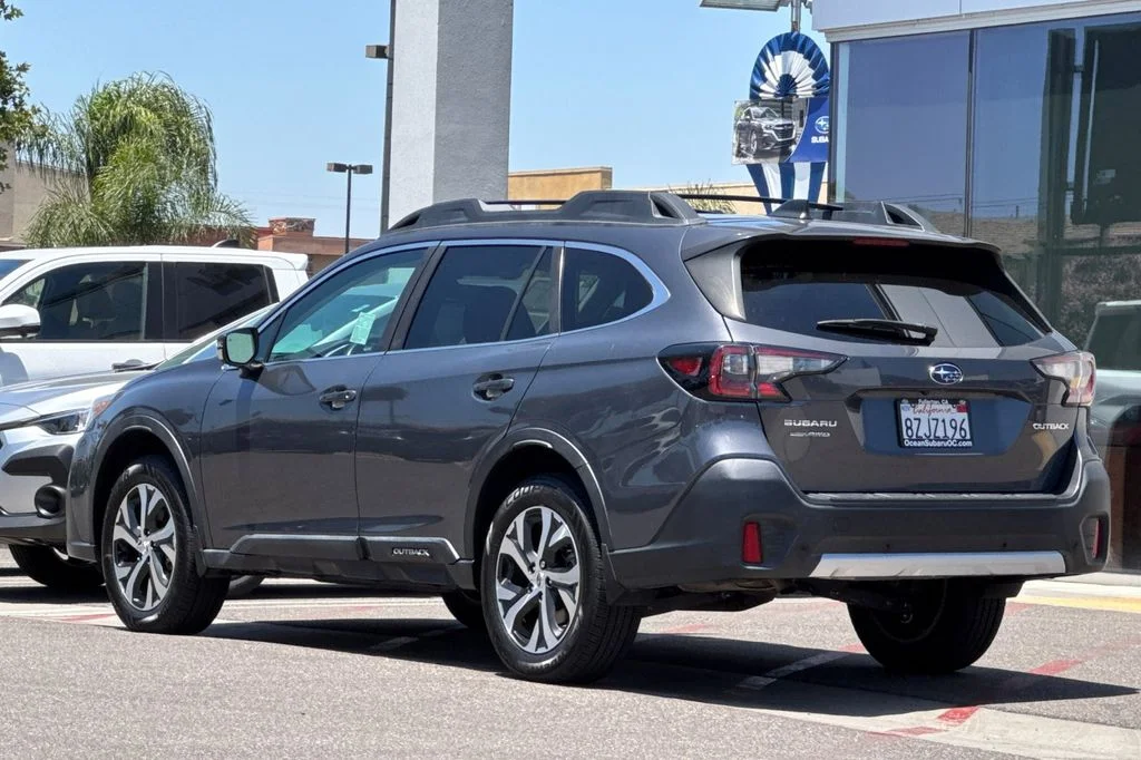 Used 2022 Gray Subaru Limited image 9