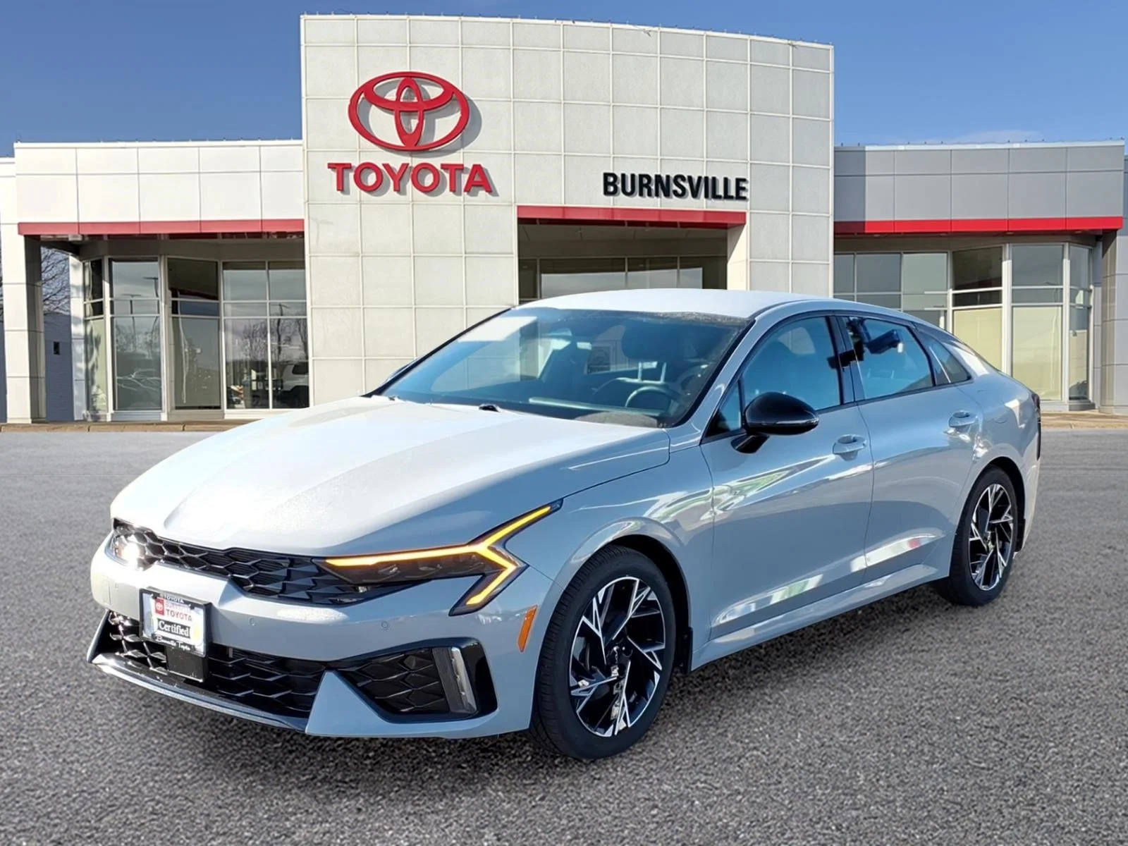 Used 2025 Gray Kia GT-Line image 8