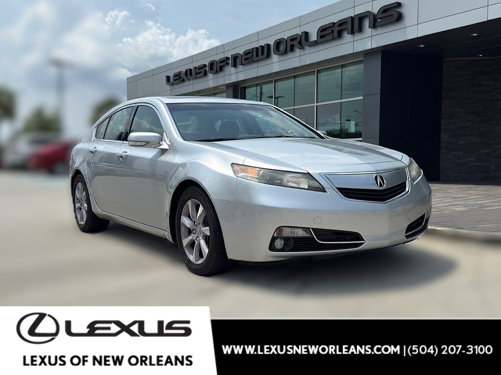 Used 2013 SILVER Acura w/Tech image 1