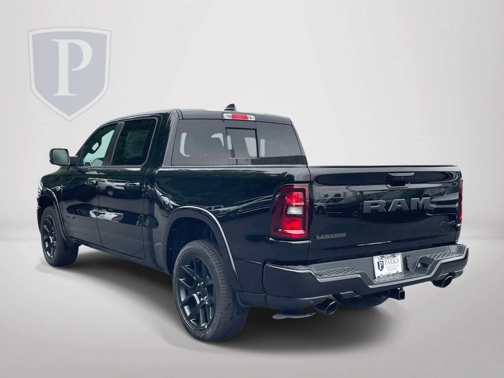 New 2026 Diamond Black Crystal Pearl-Coat Exterior Paint RAM Laramie image 6