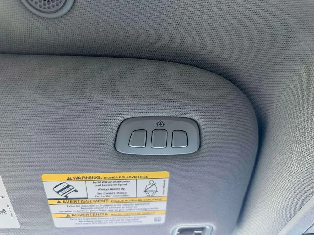 Used 2024 Gray Ford Lariat image 27