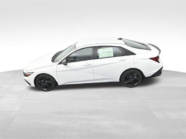 New 2026 White Hyundai SEL Sport image 25