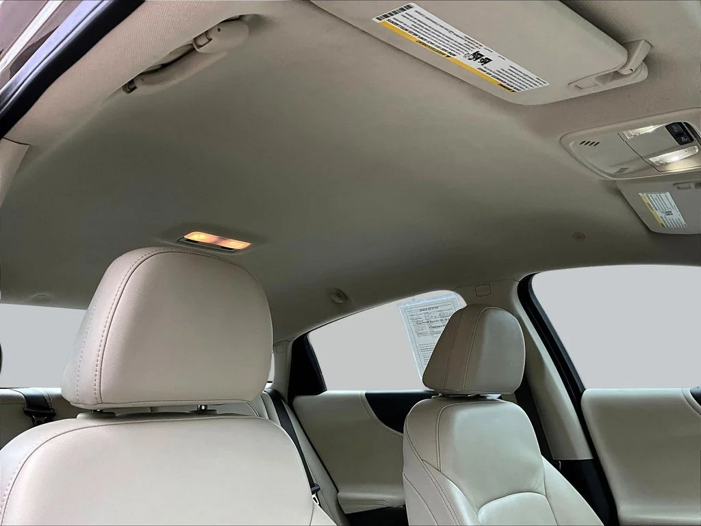 Used 2024 Gray Chevrolet LT image 30
