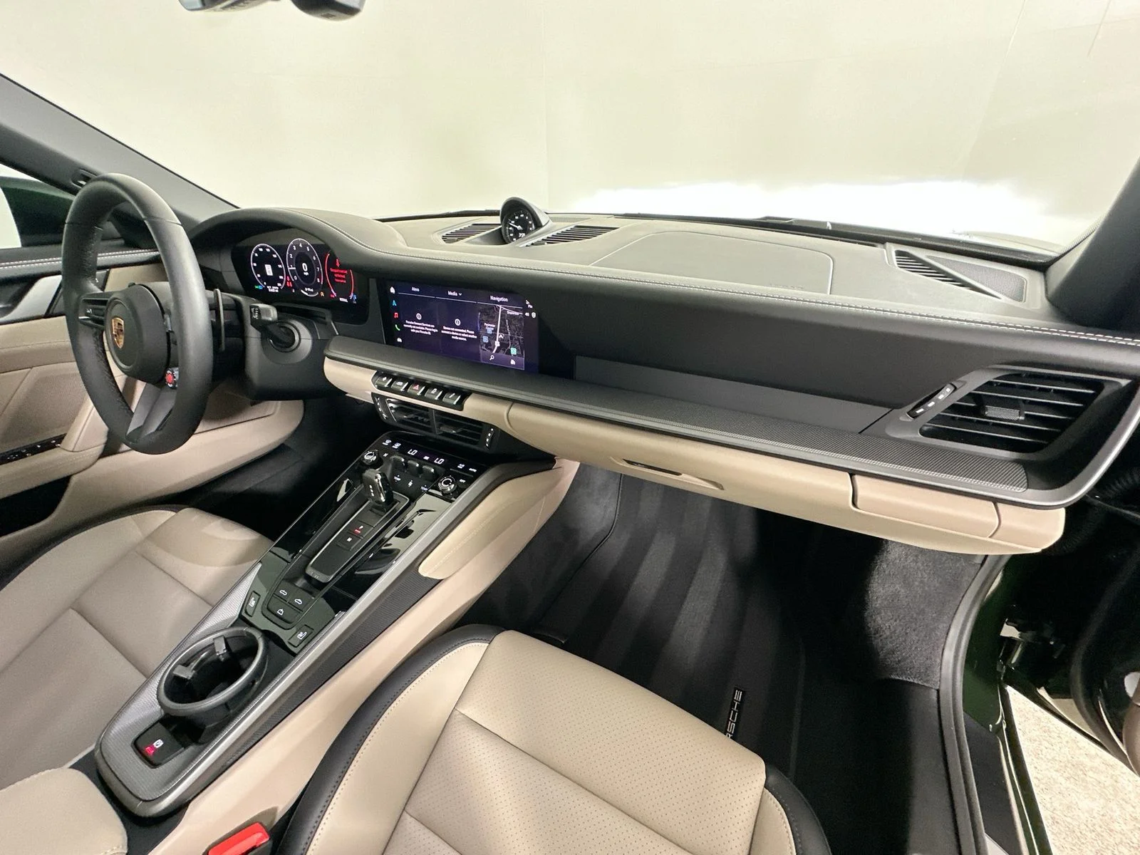 Used 2026  Porsche  image 41