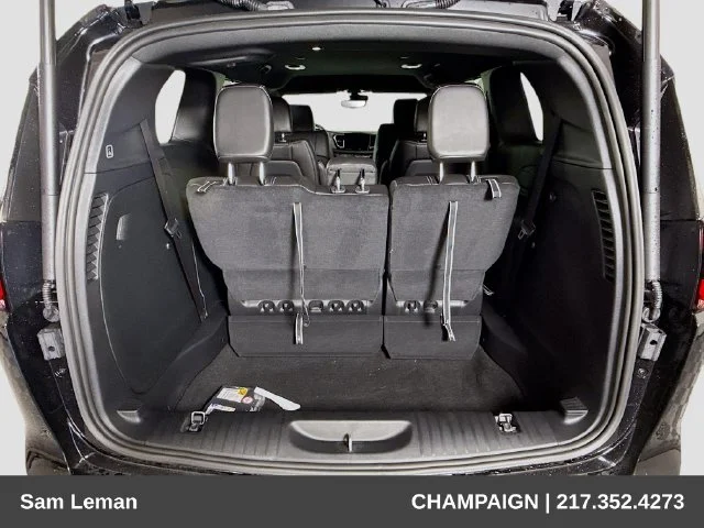 2027 Chrysler Pacifica Select - Photo 25