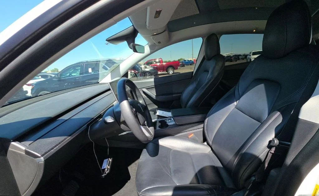 Used 2021 White Tesla Long Range image 5