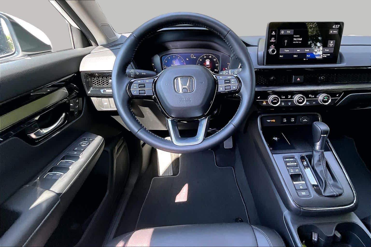 Certified Used 2026 Platinum White Pearl Honda EX-L image 6