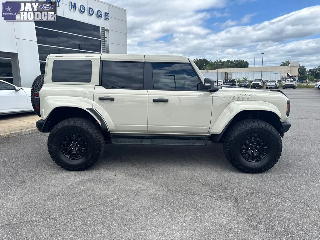 Used 2025 Desert Sand Ford Raptor image 9