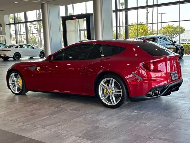 Used 2012 Red Ferrari Base image 10