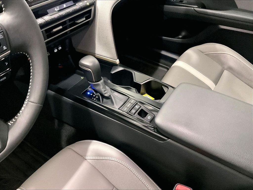 Used 2025 Midnight Black Metallic Toyota SE image 20