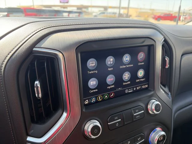Used 2021 Green GMC Denali image 18