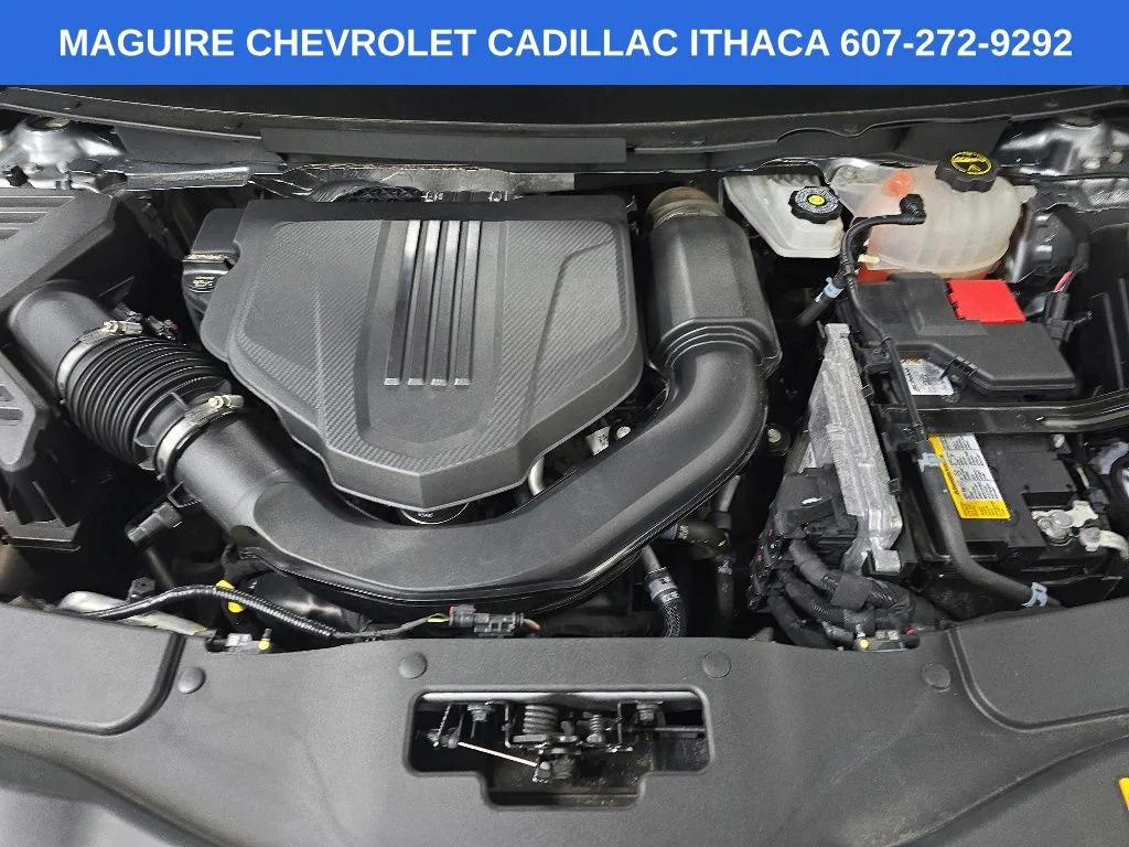 Used 2024 Silver GMC Elevation image 12