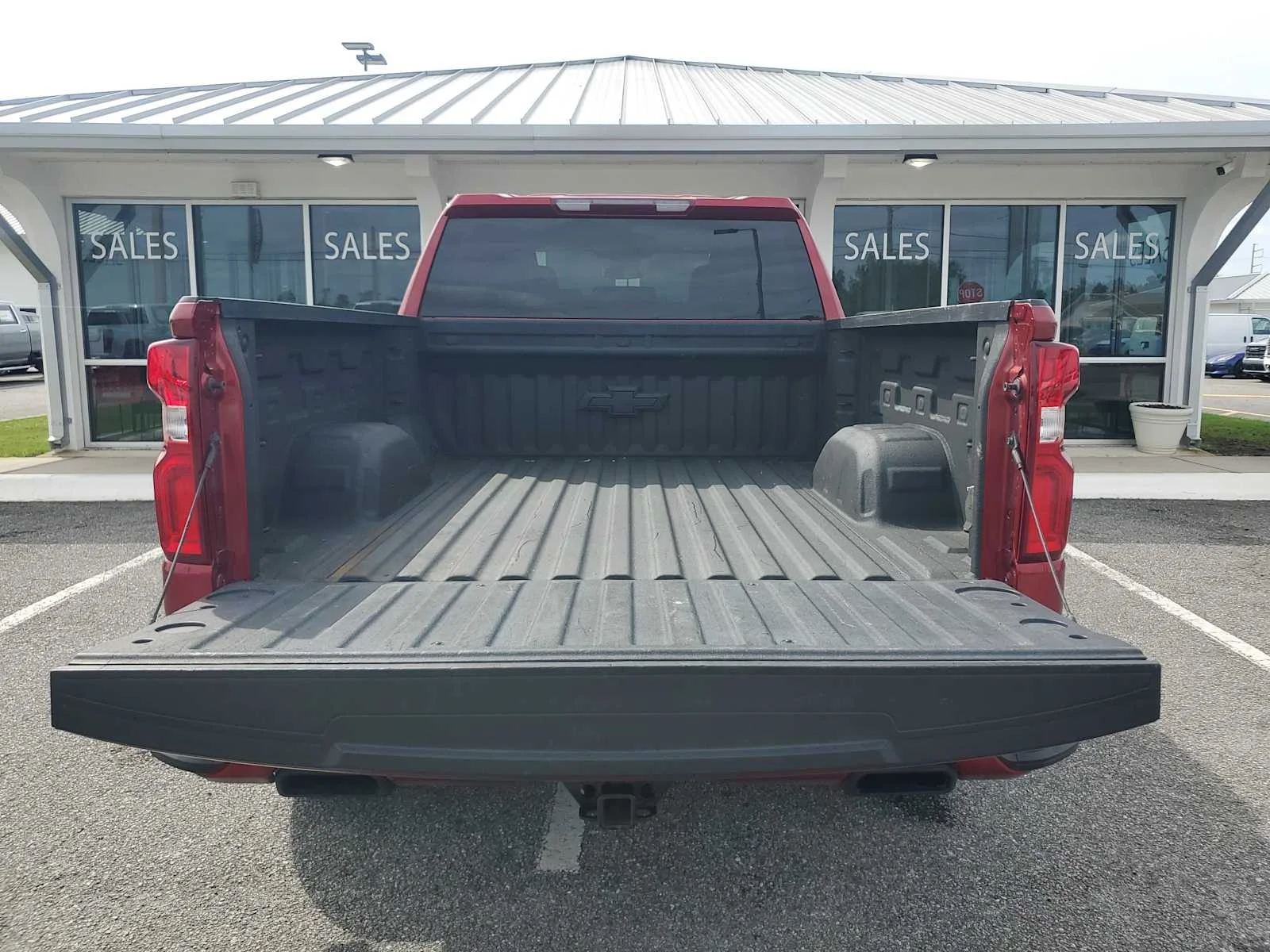 Used 2025 Radiant Red Tintcoat Chevrolet RST image 6