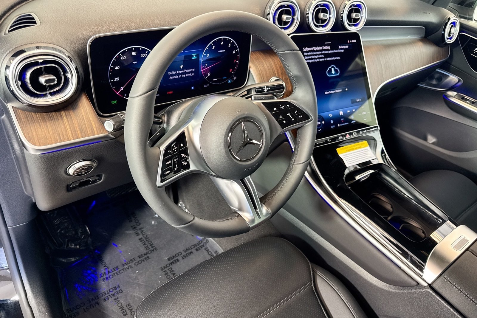 New 2026 Black Mercedes-Benz GLC 300 image 9