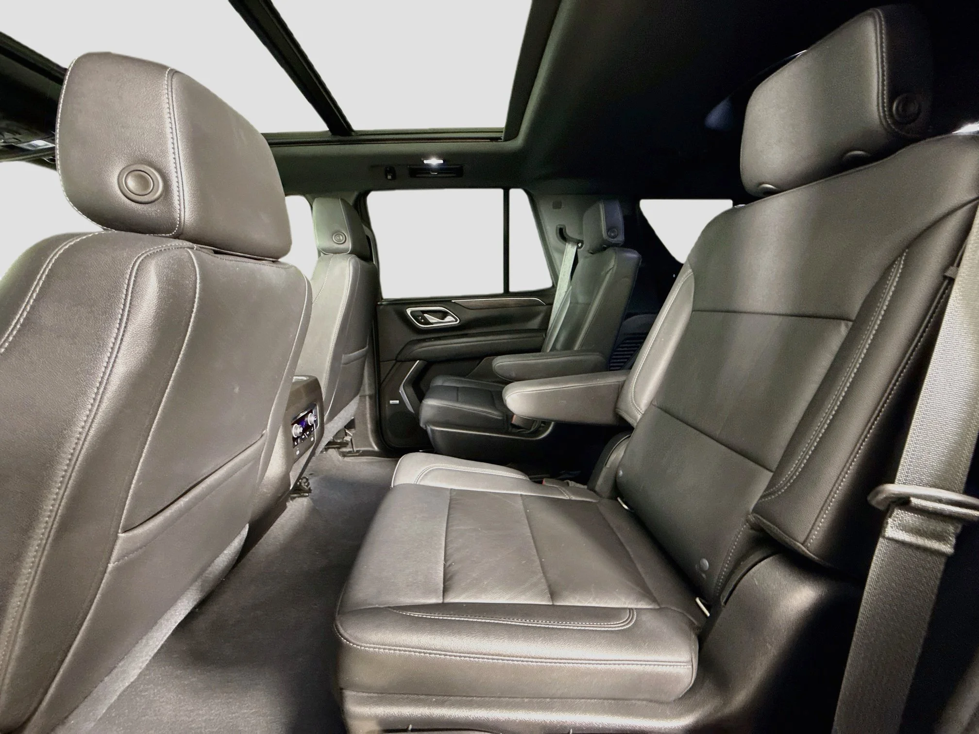 Used 2021 SUMMIT WHITE Chevrolet Z71 image 26