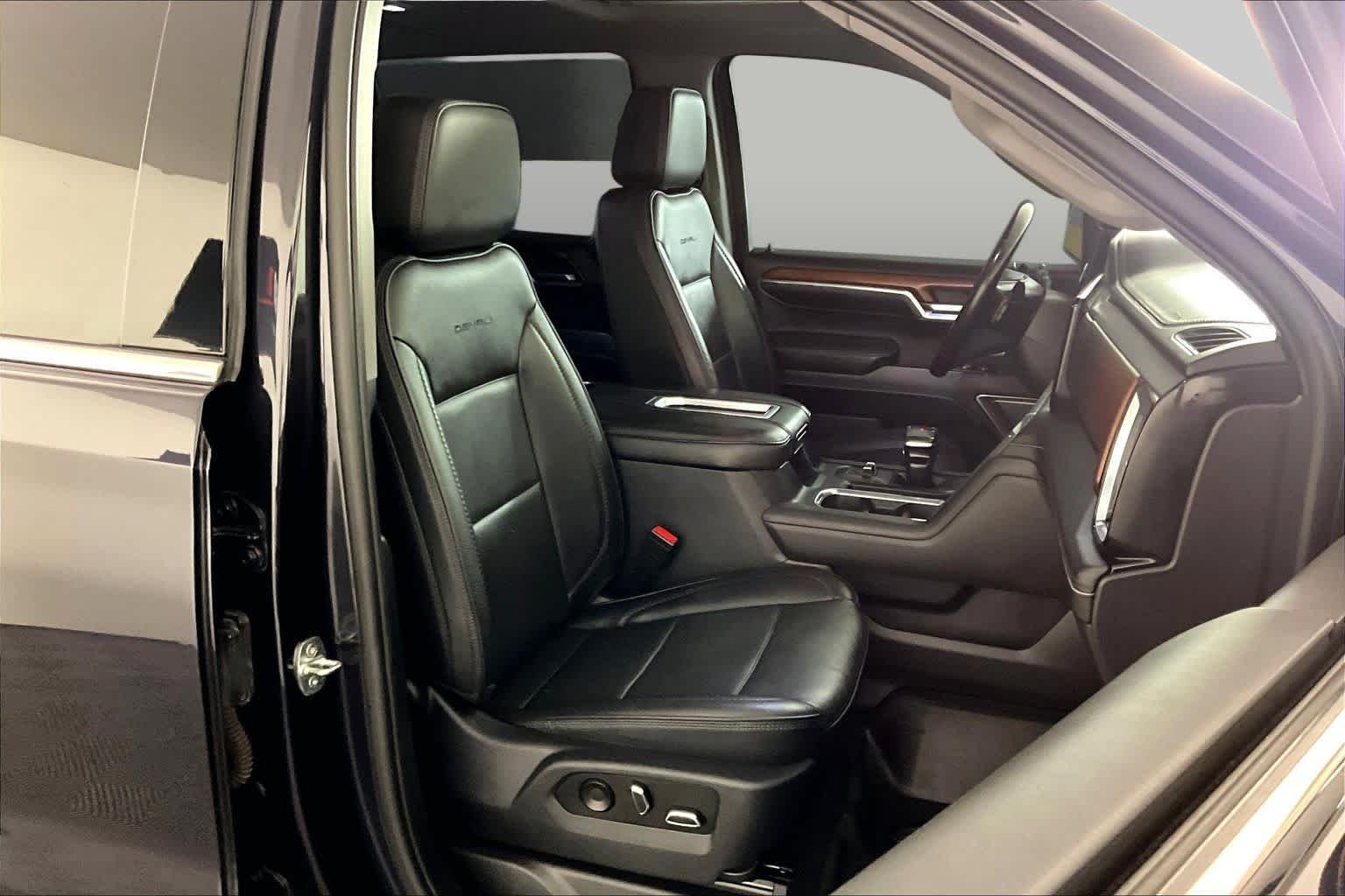 Used 2022 Titanium Rush Metallic GMC Denali image 9