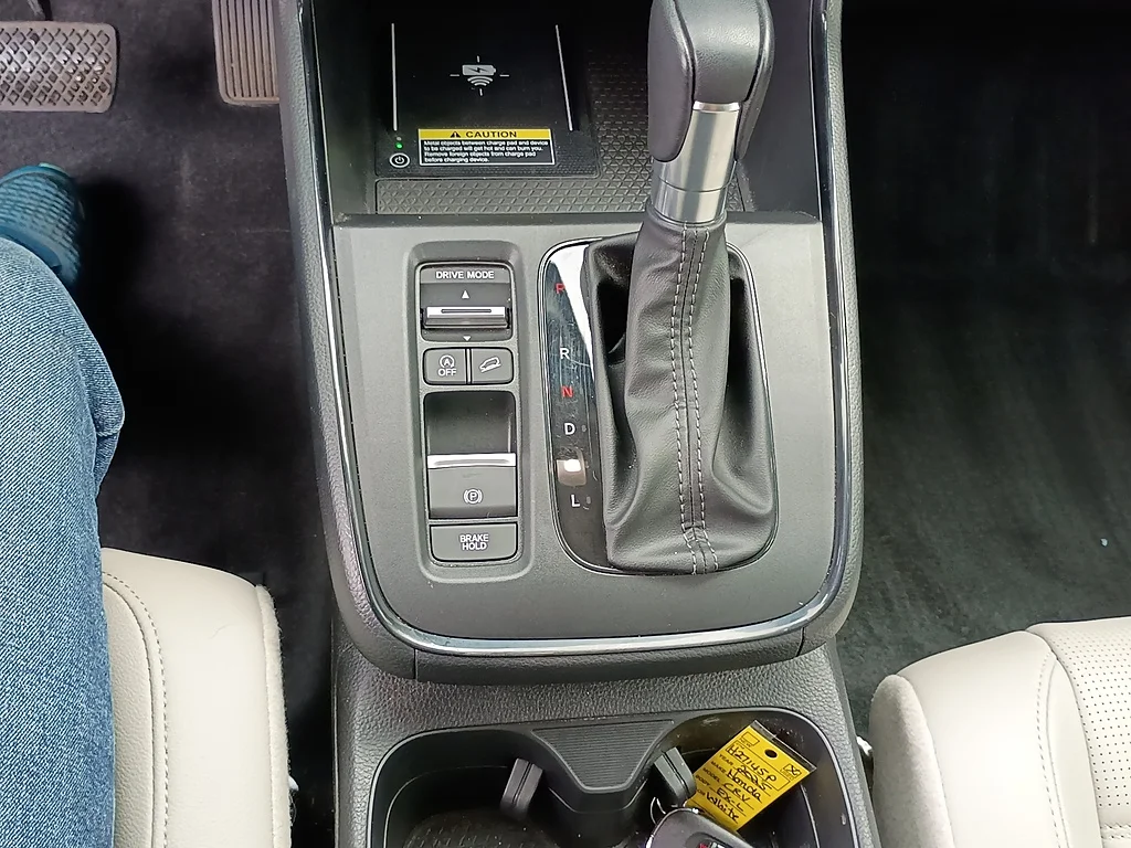 Certified Used 2025 WHITE Honda EX-L image 23