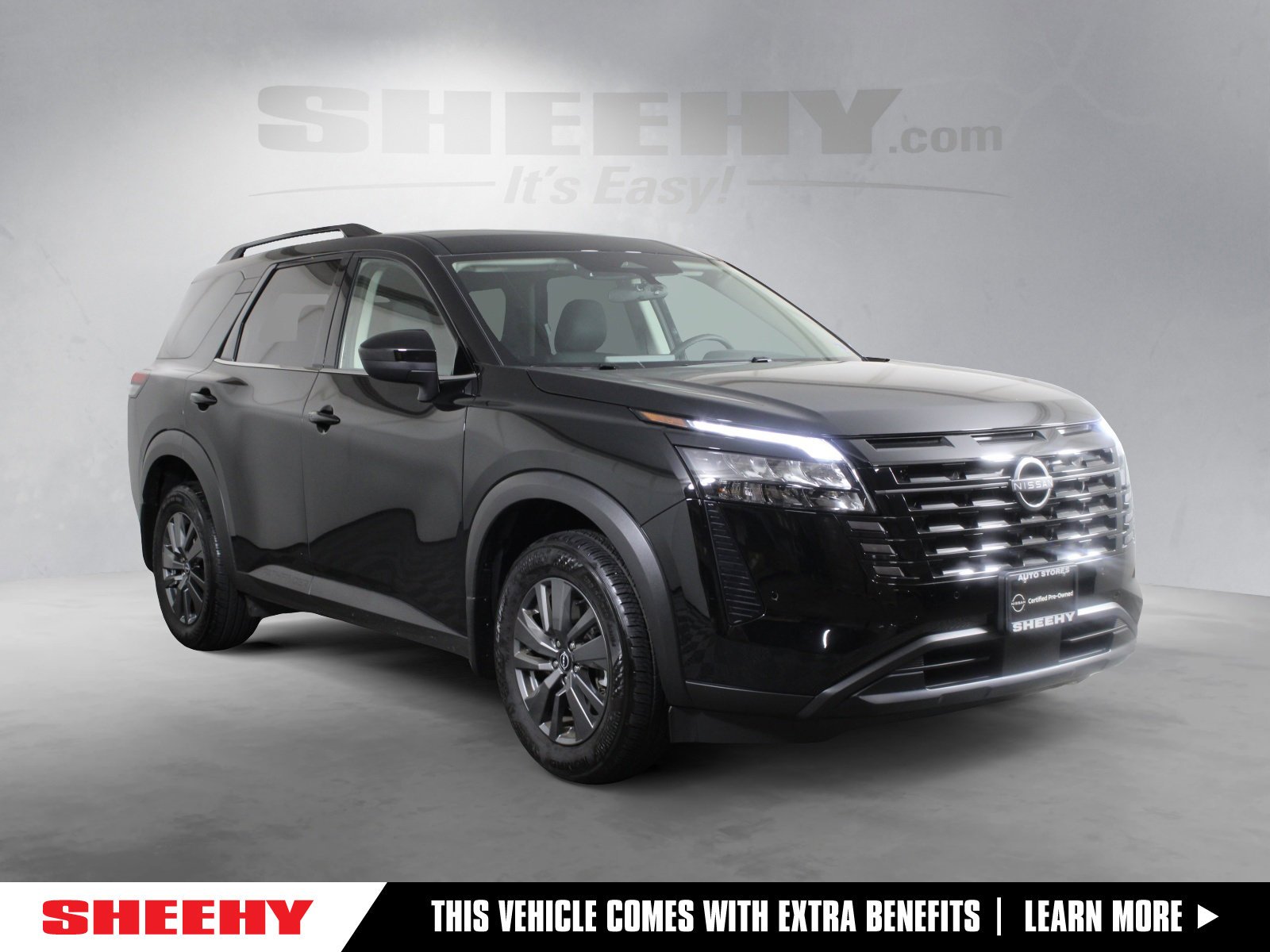 2026 Nissan Pathfinder SV