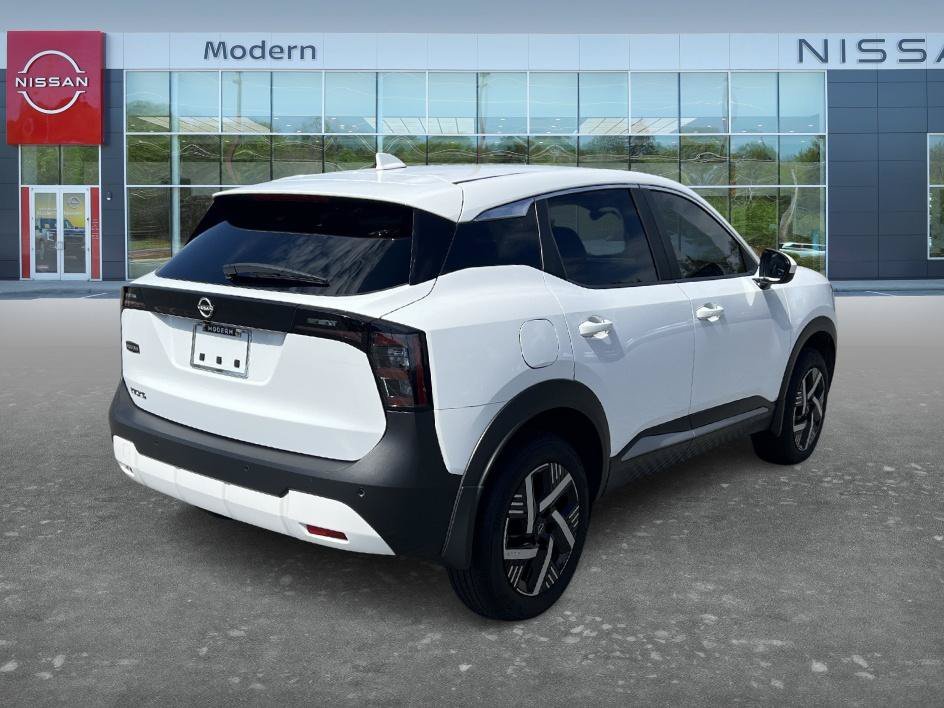 Used 2025 Fresh Powder Nissan SV image 5